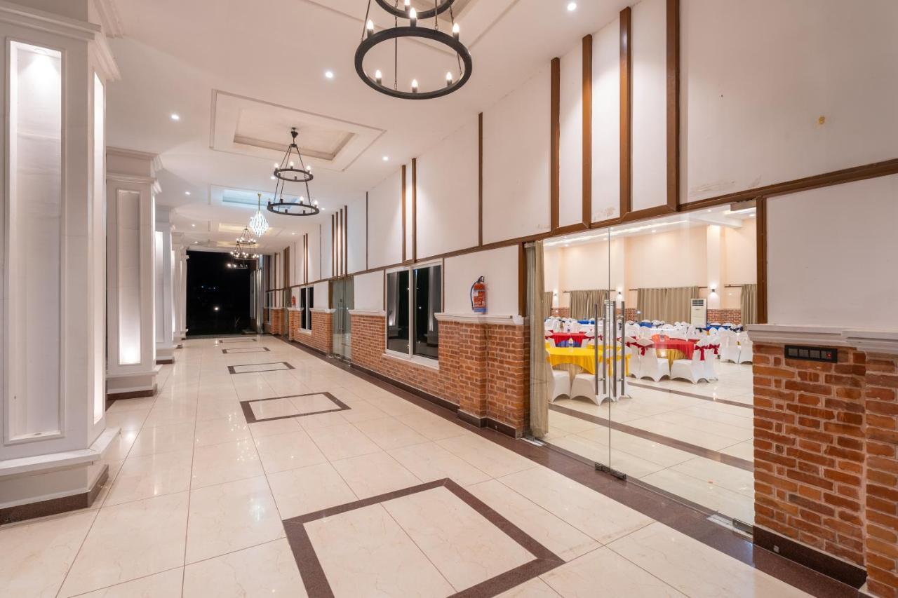梦境黄金度假村及酒店 Bhairāhawā 外观 照片